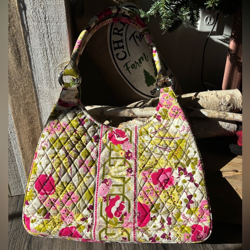 RARE Y2K Vintage Vera Bradley Floral Quilted Shoulder Bag- “Make Me Blush”